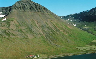 Hvilft, Önundarfirði